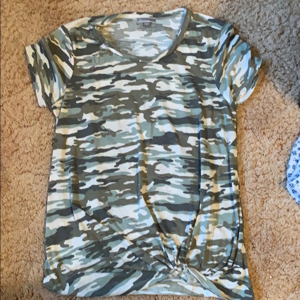 Knotted Camo Tee
